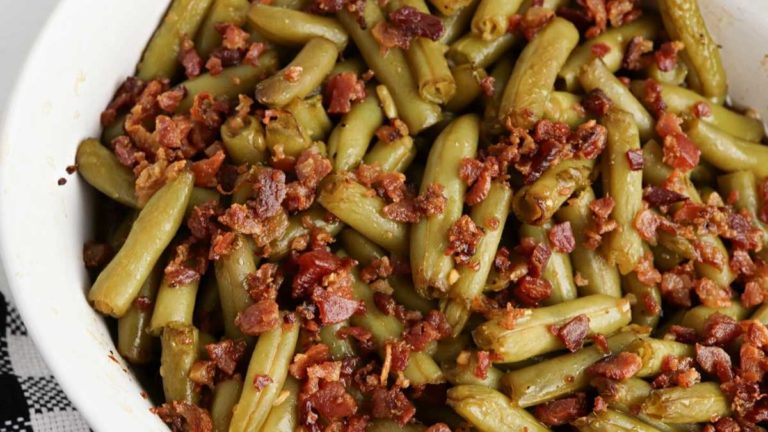 Baked Green Beans with Bacon