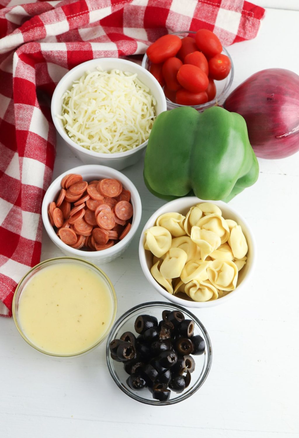 How To Make A Delicious Tortellini Pasta Salad In Five Minutes Easy