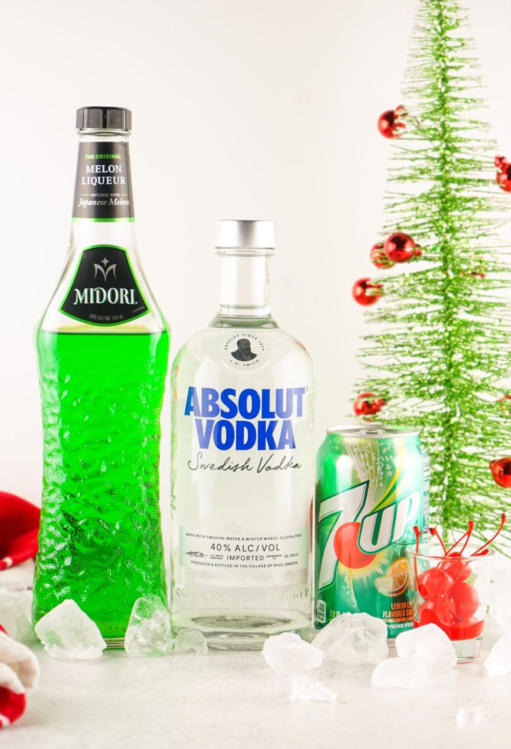 Easy Grinch Cocktail Recipe | Easy Everyday Recipes