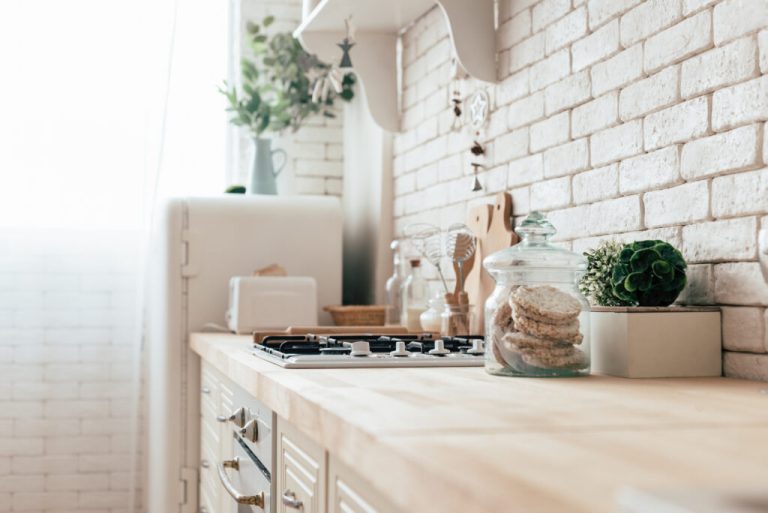 8 Foods You Shouldn’t Leave Sitting on the Kitchen Counter