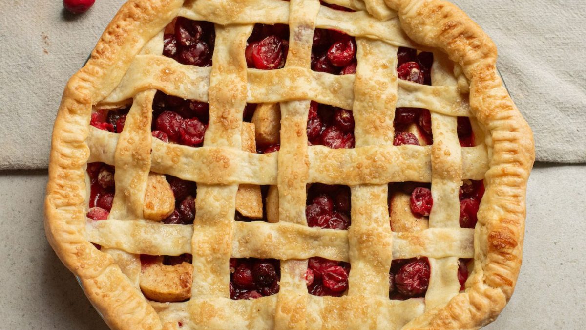 20 Homemade Pies That Wow Every Time 6 Apple Cranberry Pie