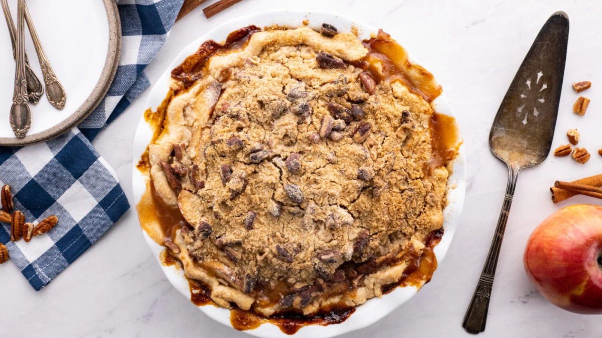20 Homemade Pies That Wow Every Time 8 Dutch Apple Pie