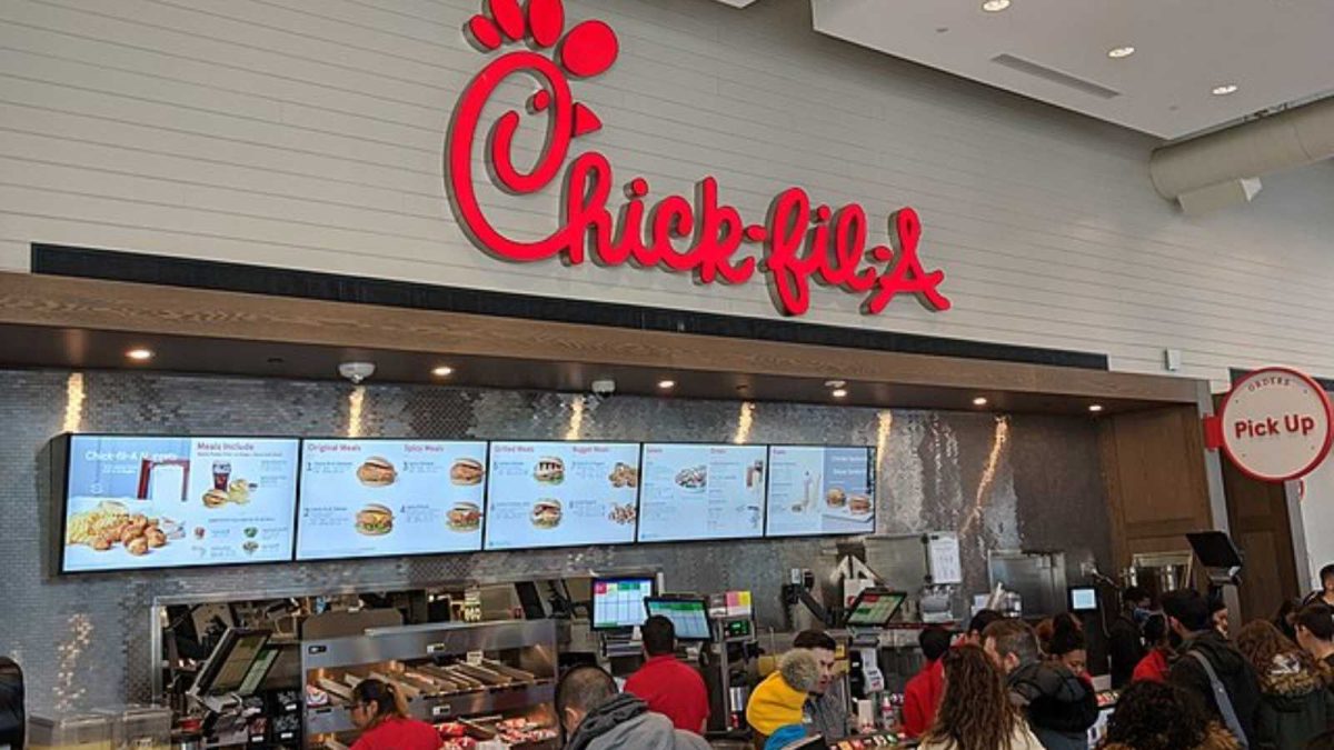 Data Reveals the Best Fried Chicken Chain in America. Here’s Who Comes Out on Top 1 Chick fil A at Yonge and Bloor