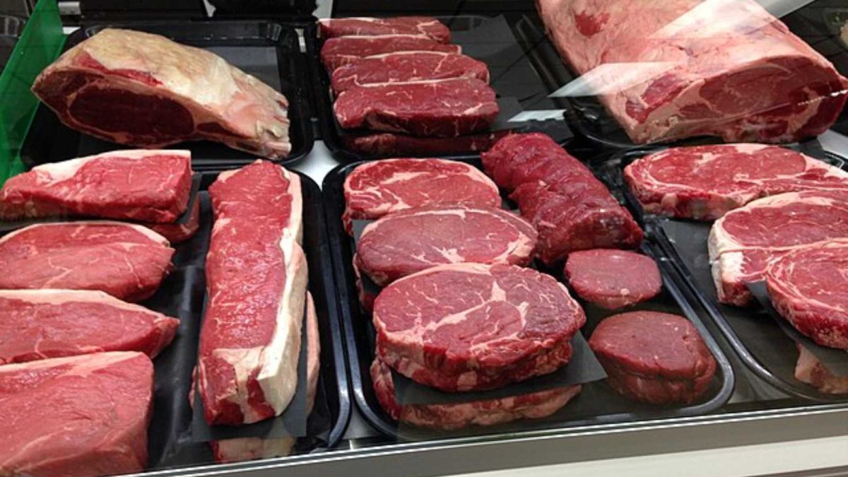 11 Biggest Mistakes Everyone Makes When Cooking Burgers 1 Food Items Frugal People Always Exclude From Their Shopping Lists