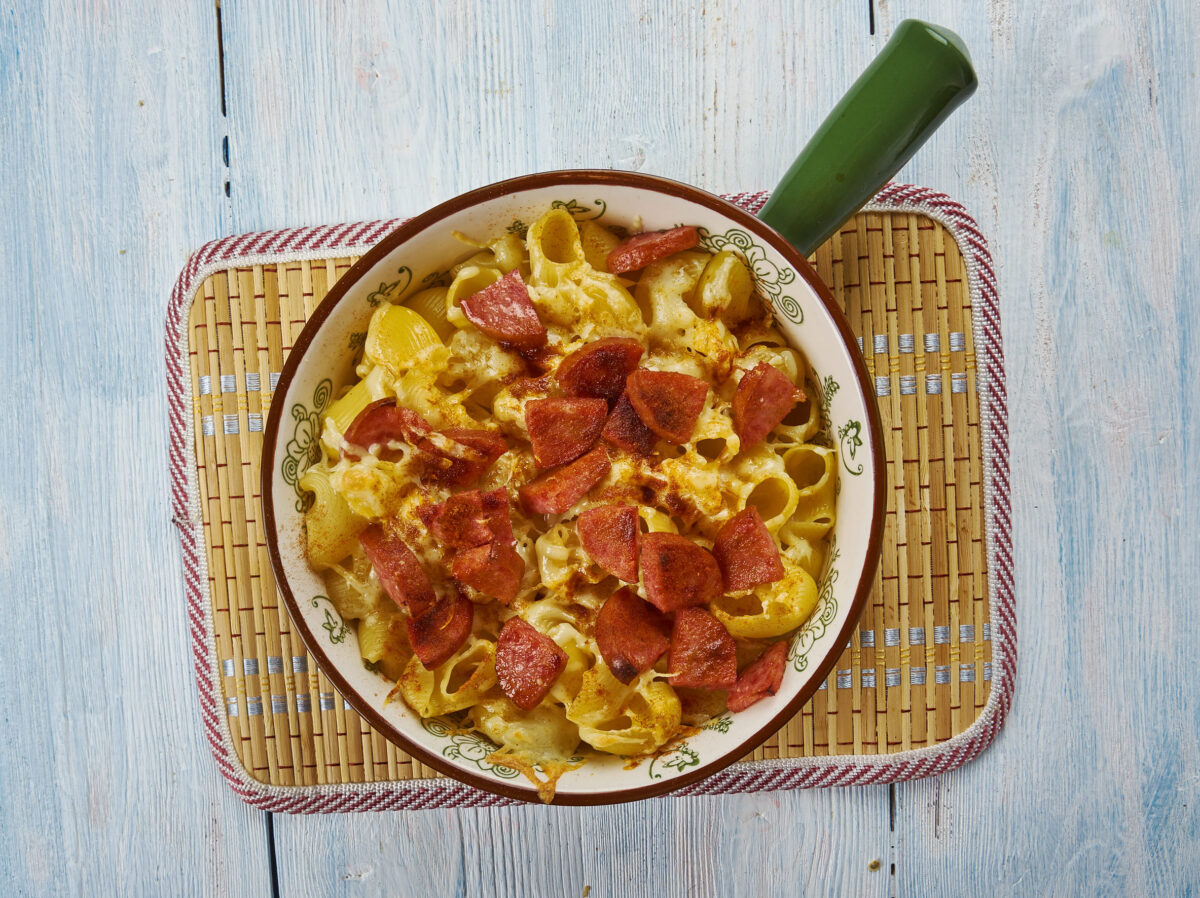 The 6 Foods That Went From Poor People Staples to Rich People Trends 1 Homemade Andouille Sausage Macaroni Cheese close up