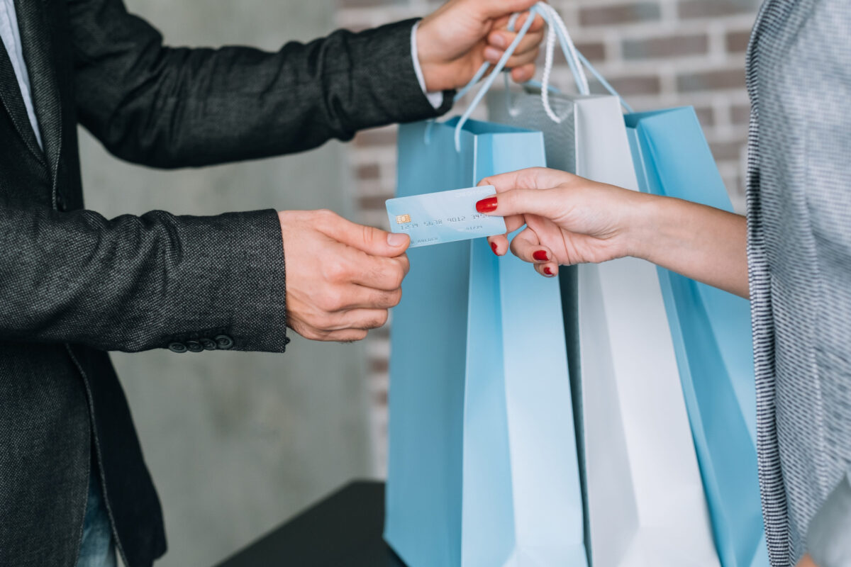 If You Still Do These 8 Things, You’re Probably Bad With Money 4 118842585 m