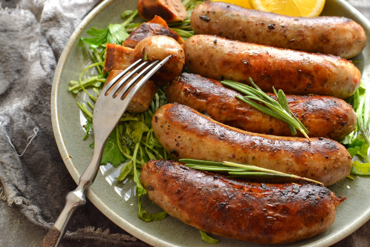 7 Worst Thanksgiving Side Dishes You Will Regret Making 2 Grilled sausages with lemon and ketchup. Bavarian sausages