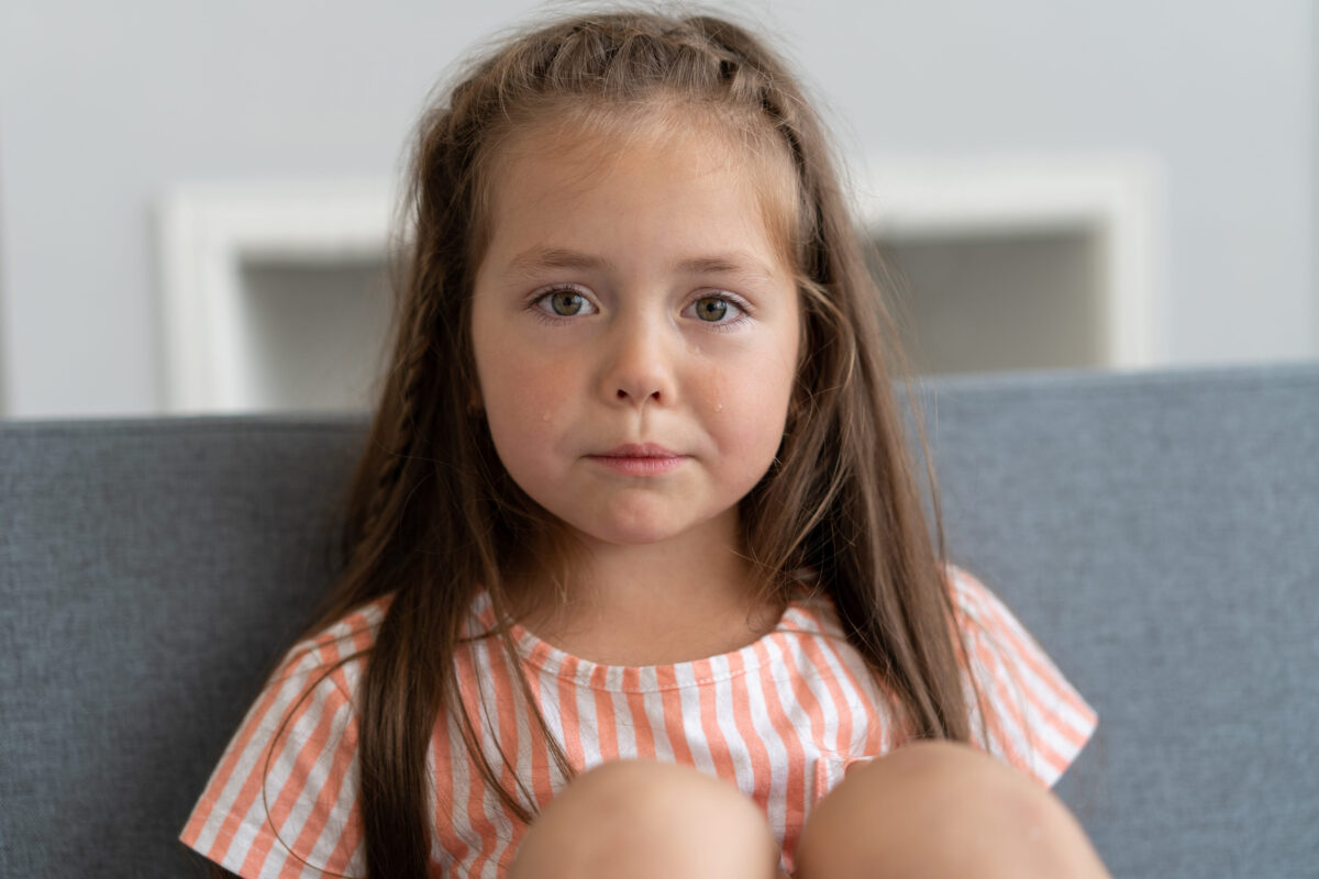 8 Painful Reasons People Cut Off All Contact With Their Parents 1 157350789 m