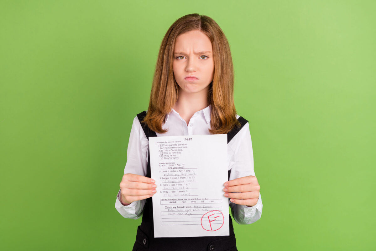 8 Hidden Things Teenagers Keep From Parents That Could Backfire 2 172062363 m