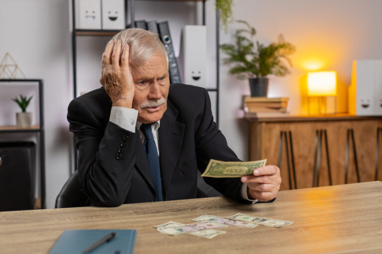10 Money Mistakes That Are Keeping You Broke And Frustrated