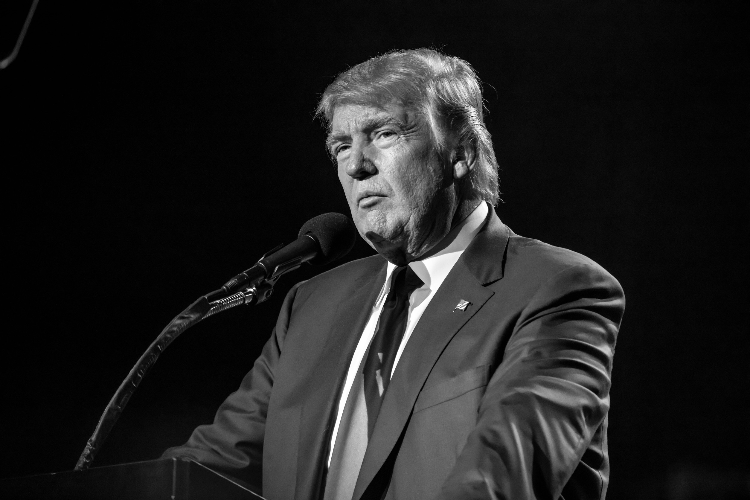 Trump’s Iran Threat Sparks Major Calls for His Removal from Office