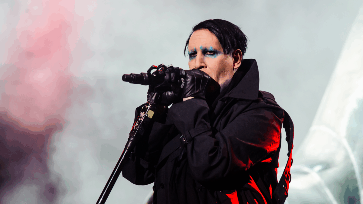 10 Musicians Who Made Headlines for All the Wrong Reasons 4 Marilyn Manson