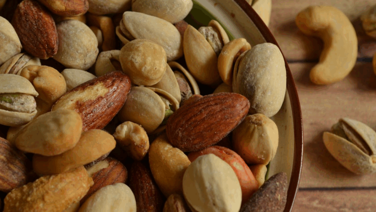 12 Foods You Should Never Eat After the Expiration Date 6 Nuts