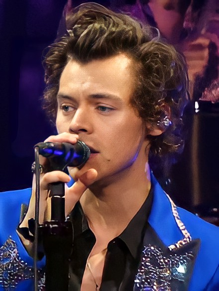 12 Most Controversial Vogue Covers That Shocked the World 1 180612 Harry Styles Live On Tour in Nashville 1