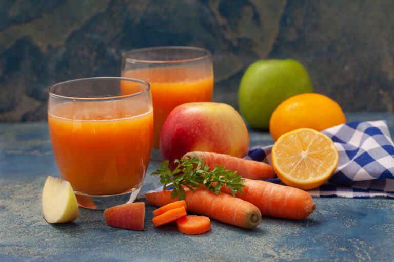 6 Reasons Juice Diets are Dangerous for Your Health