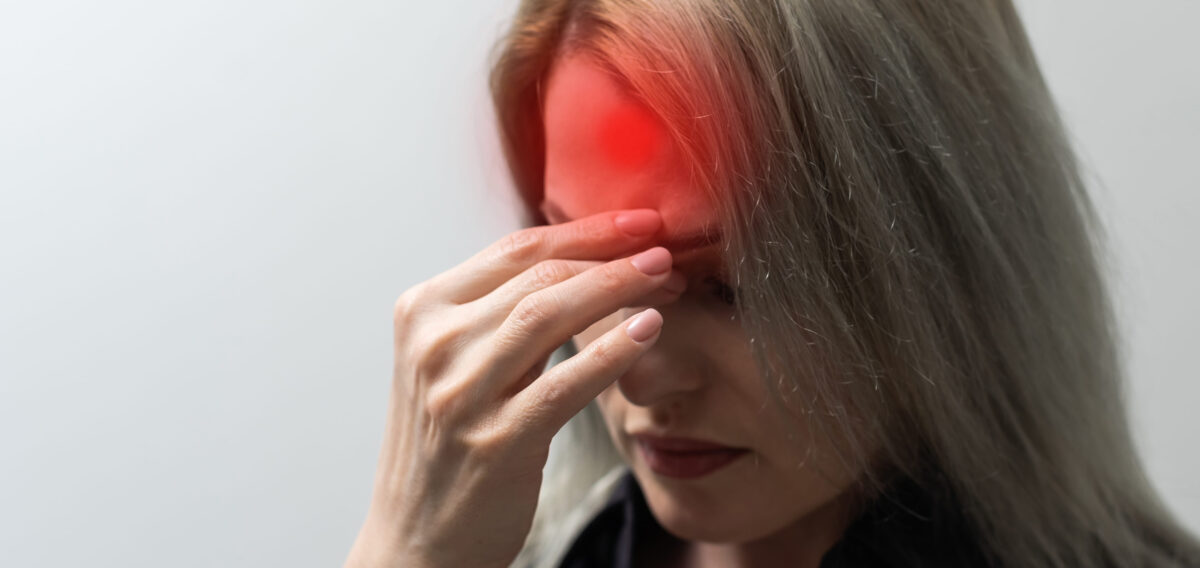 8 Most Painful Medical Conditions Doctors Say You’ll Never Forget 1 girl having headache red spot pain migraine