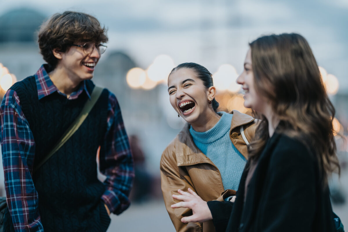 9 Scarcely Hidden Facts About Your Own Personality That Disrupts Profound Peace 6 Teenage friends laugh together in the city