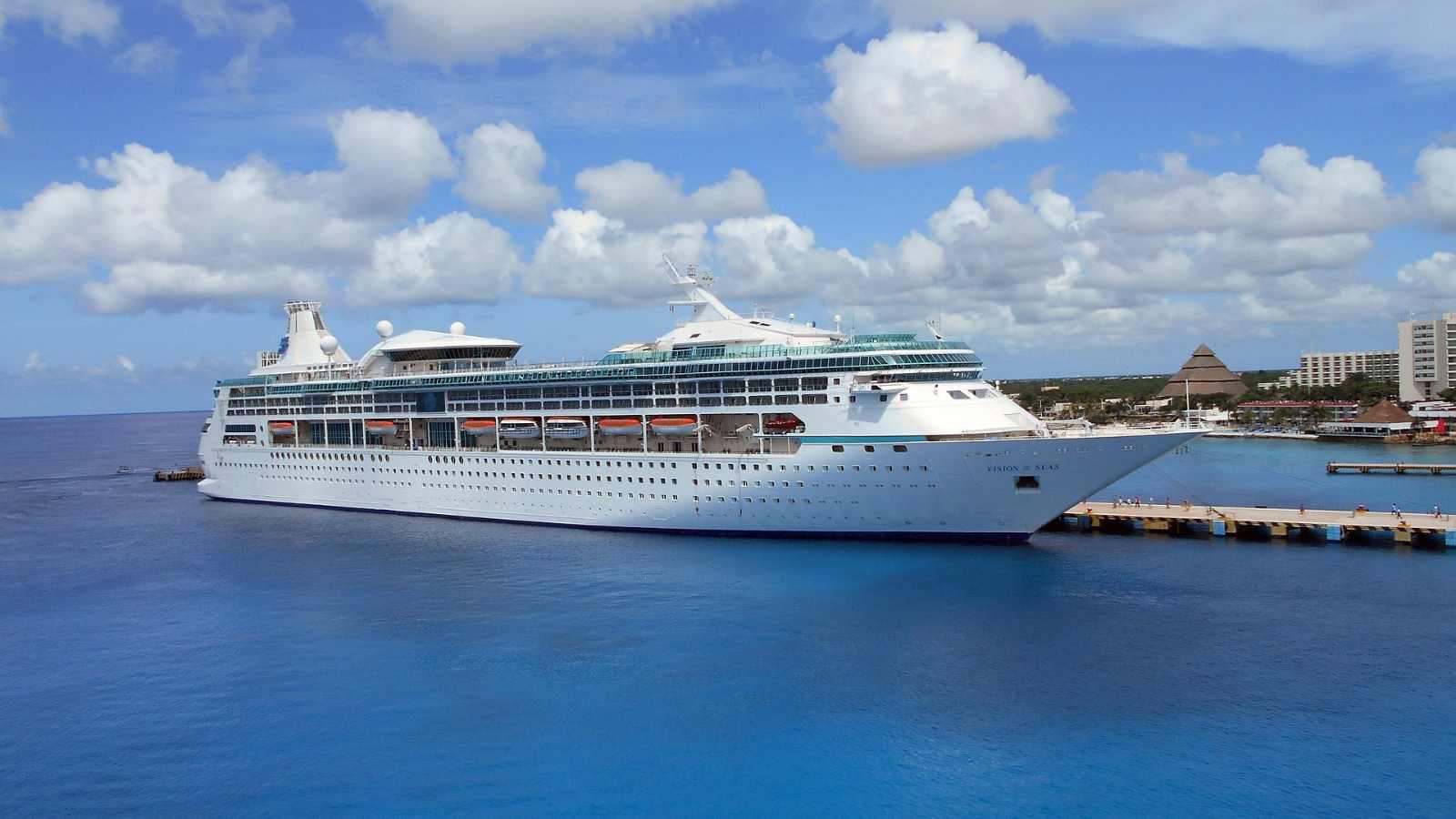 7 Chilling Lessons from the Hantavirus Cruise Ship Outbreak That Put Global Travel on Edge 1 Cruises