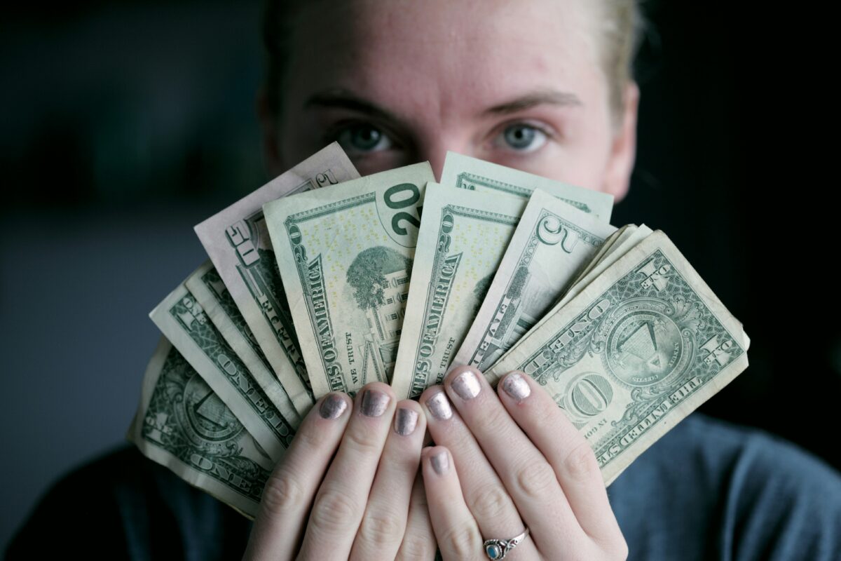 alexander grey rItGZ4vquWk unsplash 1