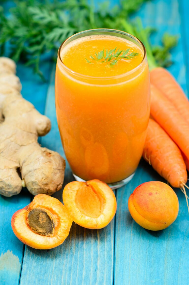 8 Lovely Reasons Carrot Juice Deserves a Spot in Your Routine 