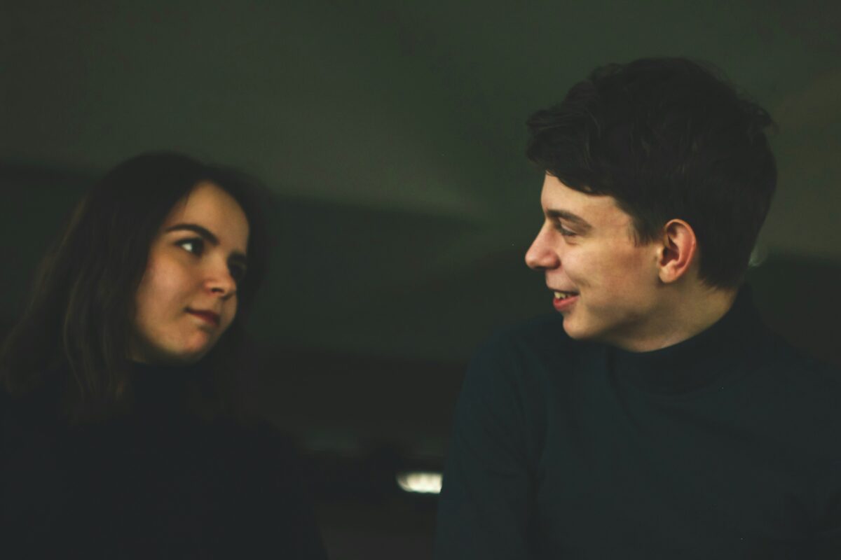 8 Clear Signs You Have Real Chemistry With Someone 1 anastasia vityukova tnDcM8i4r88 unsplash