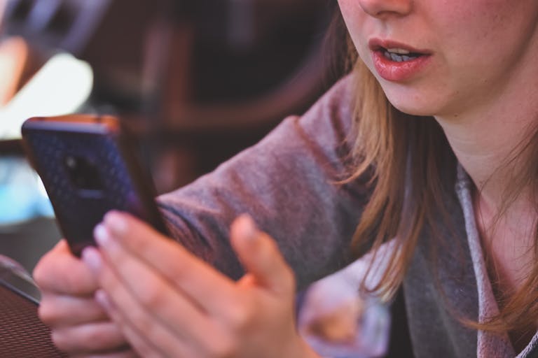10 Online Habits Destroying Your Attention Span Faster Than You Realize