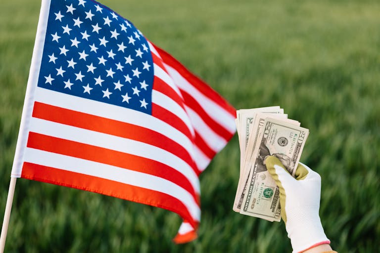 8 Recession Red Flags That Should Worry Americans Right Now 