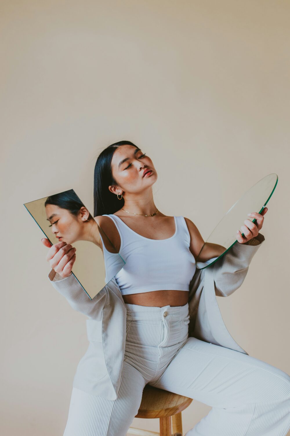 10 Habits You’re Doing Right Now That Are Secretly Ruining Your Life 1 ctrl studio pf0z6C0pz88 unsplash