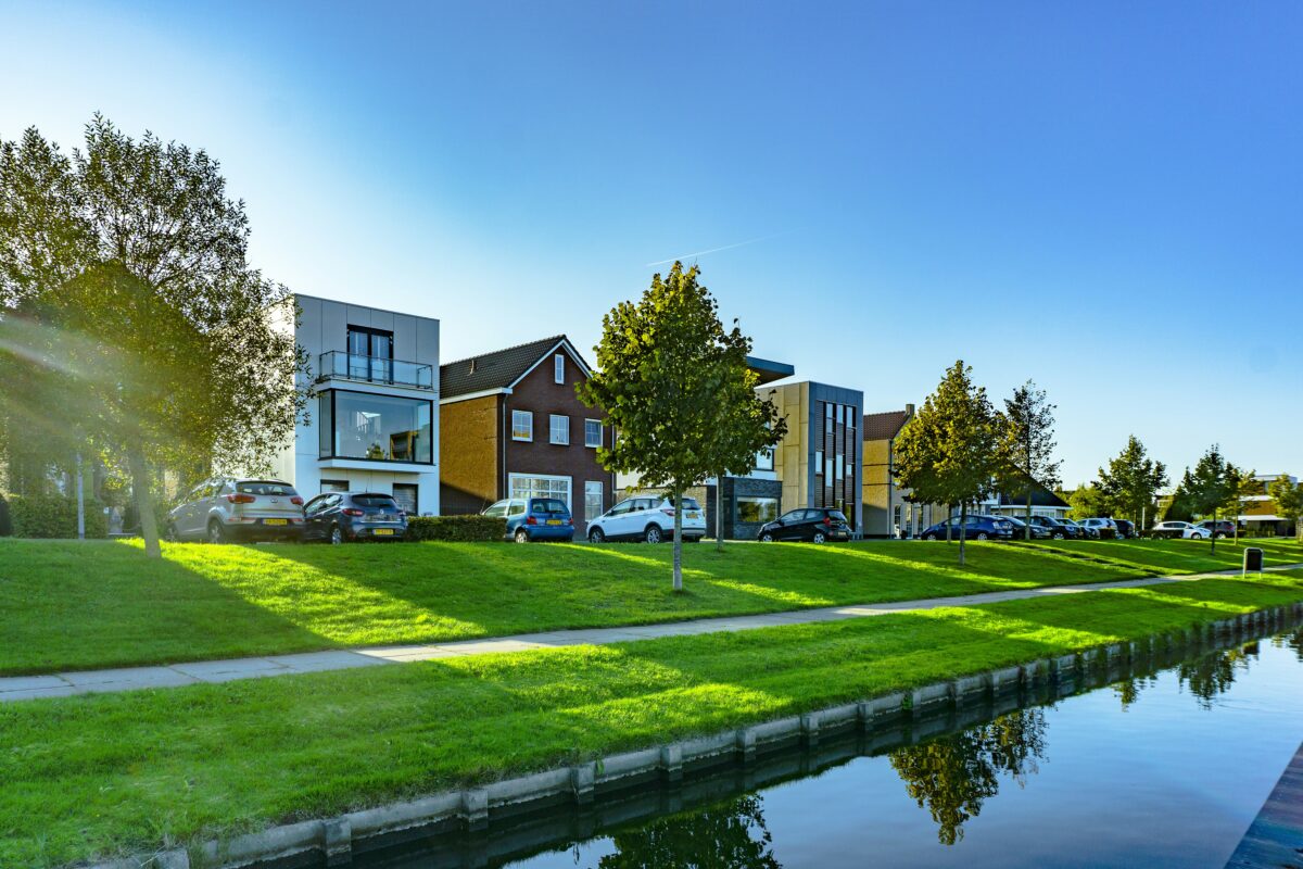 10 Painful Reasons the Housing Market Feels Impossible Right Now 1 daria nepriakhina LZkbXfzJK4M unsplash 1