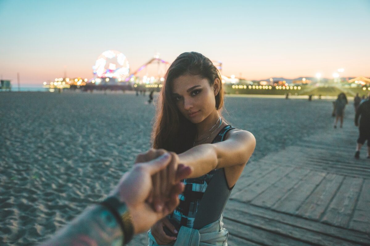 garin chadwick 4q0OSpJ2dYg unsplash