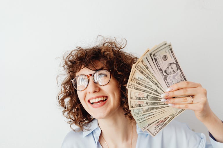 10 Costly Financial Mistakes That Can Wreck Your 20s