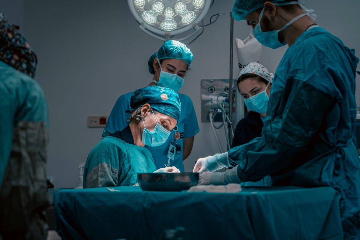10 Horrifying Medical Bills That Will Make You Fear Going to the Hospital 4 husien bisky ZuIucrhwHvA unsplash
