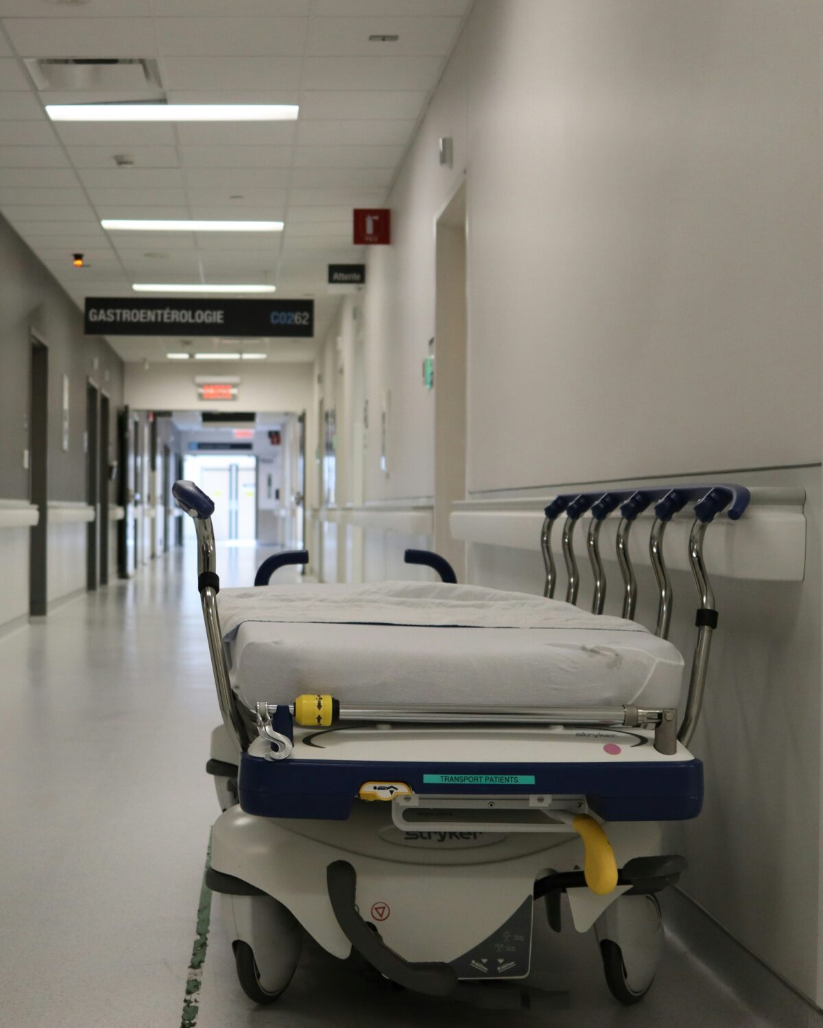 10 Horrifying Medical Bills That Will Make You Fear Going to the Hospital 2 miguel ausejo eMeyGD9oQXo unsplash