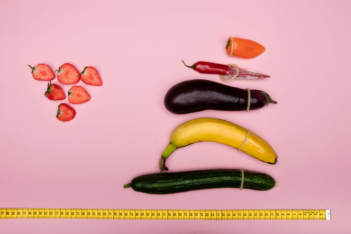 Measuring-vegetables-and-fruits