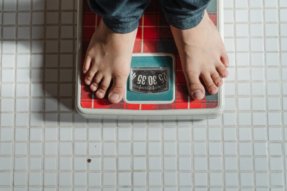 10 Weight Loss Mistakes Quietly Wrecking Your Progress 1 crop-kid-weighing-on-scale-