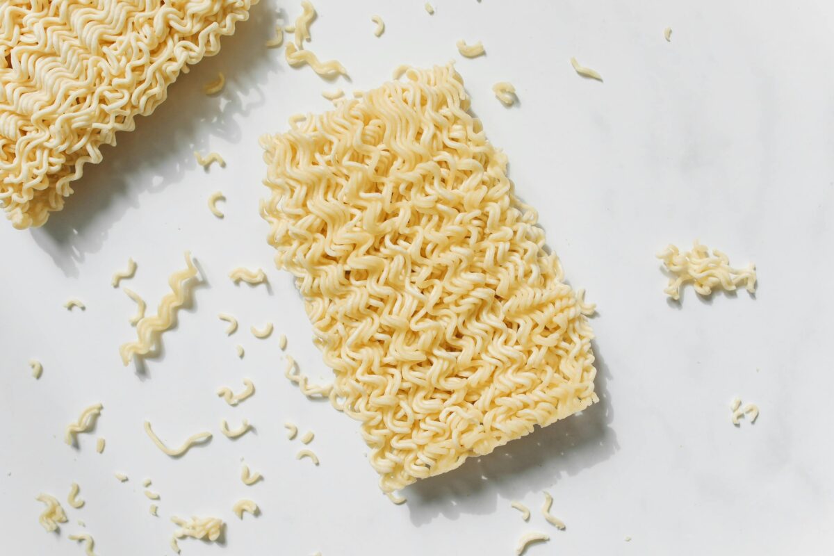 photo-of-uncooked-noodles-on-white-background