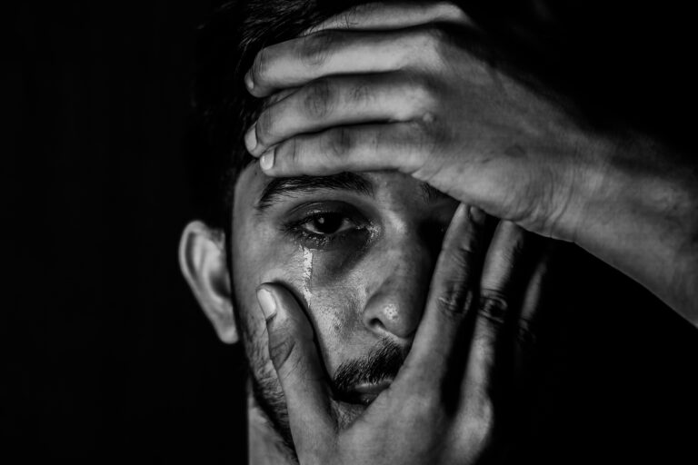 8 Reasons Some People Never Fully Recover From Losing Someone They Love