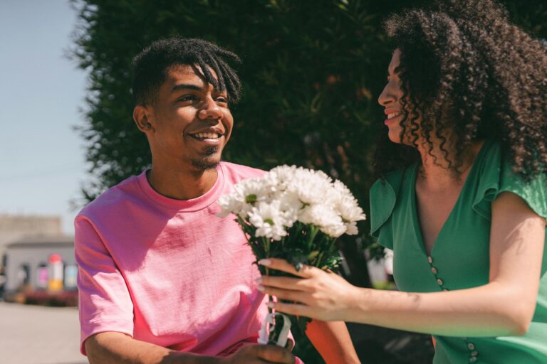 6 Subtle Things Men Notice About the Women They’re Likely to Marry