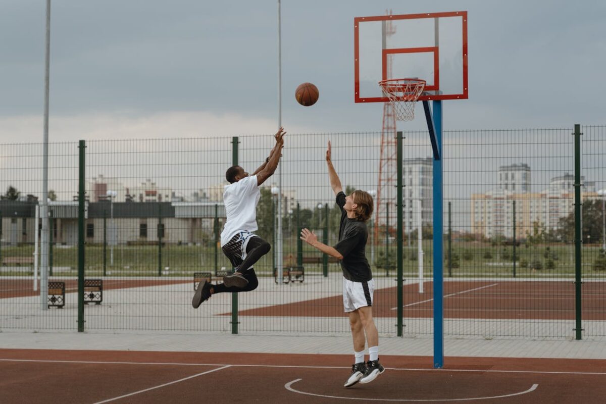 9 Terrifying Sports Injuries That Ended Careers Instantly 2 men-playing-basketball