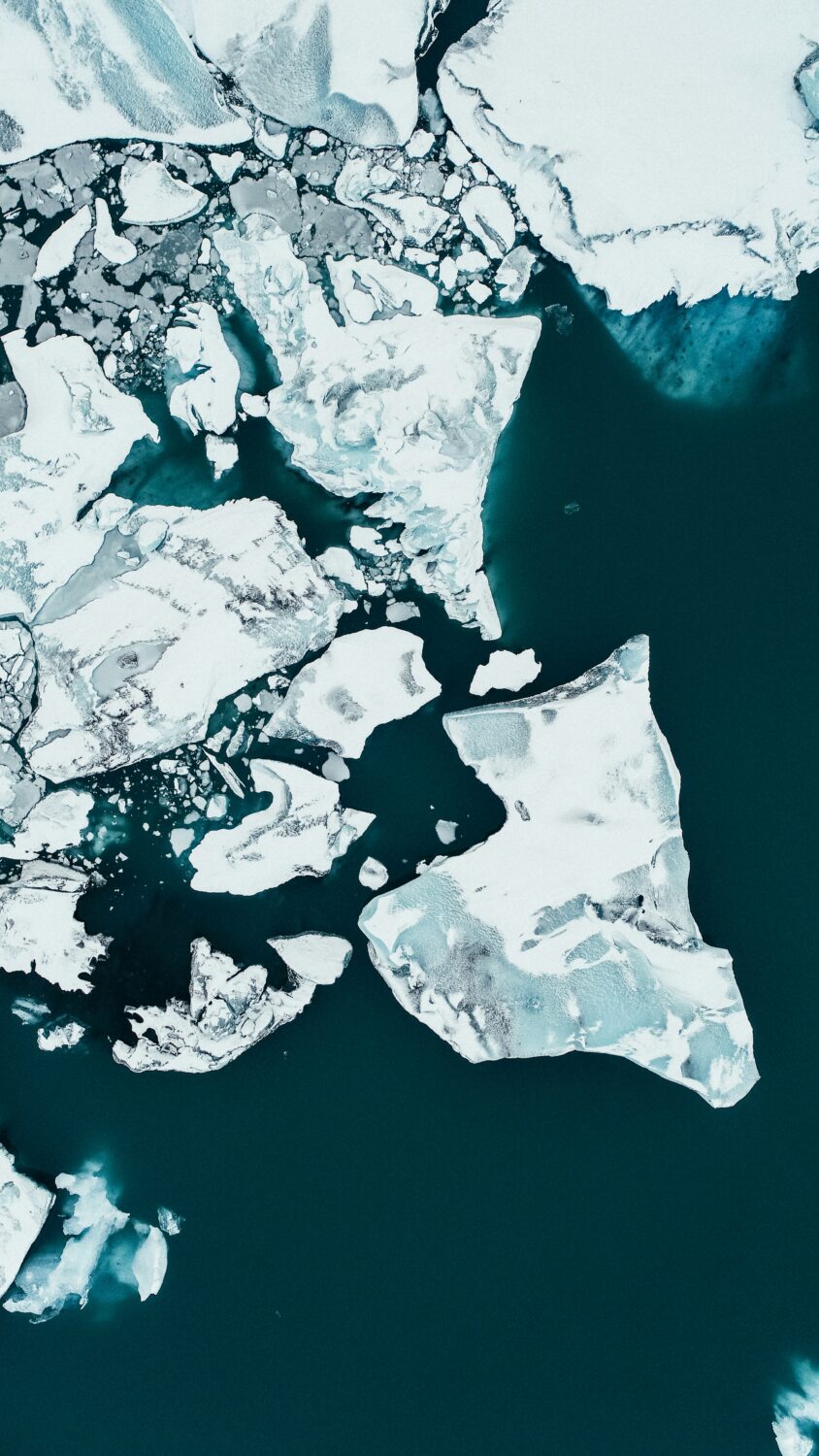 The World’s Lakes Are Dying, and Humanity Is Paying the Price 4 shawn 2aPfcyAC2cc unsplash