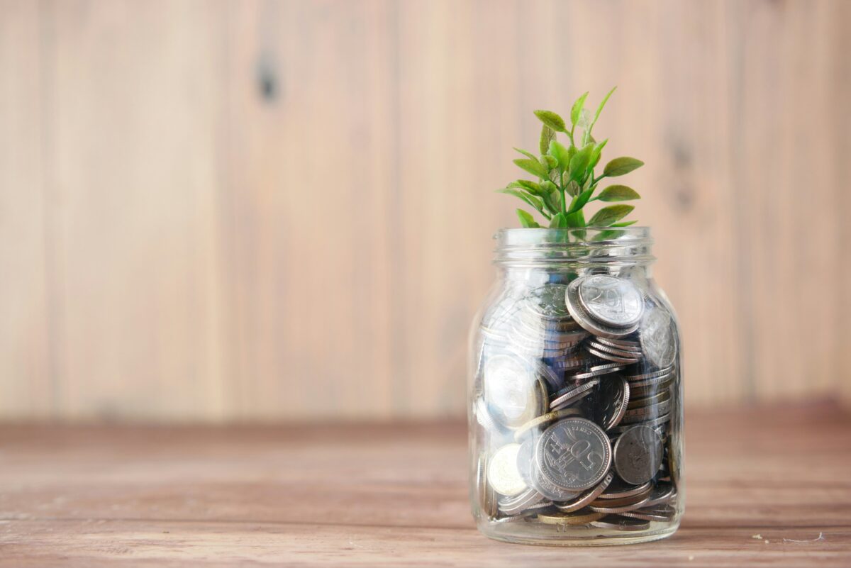 10 Sneaky Money Habits That Are Quietly Bleeding Your Wallet Dry 4 towfiqu barbhuiya joqWSI9u XM unsplash