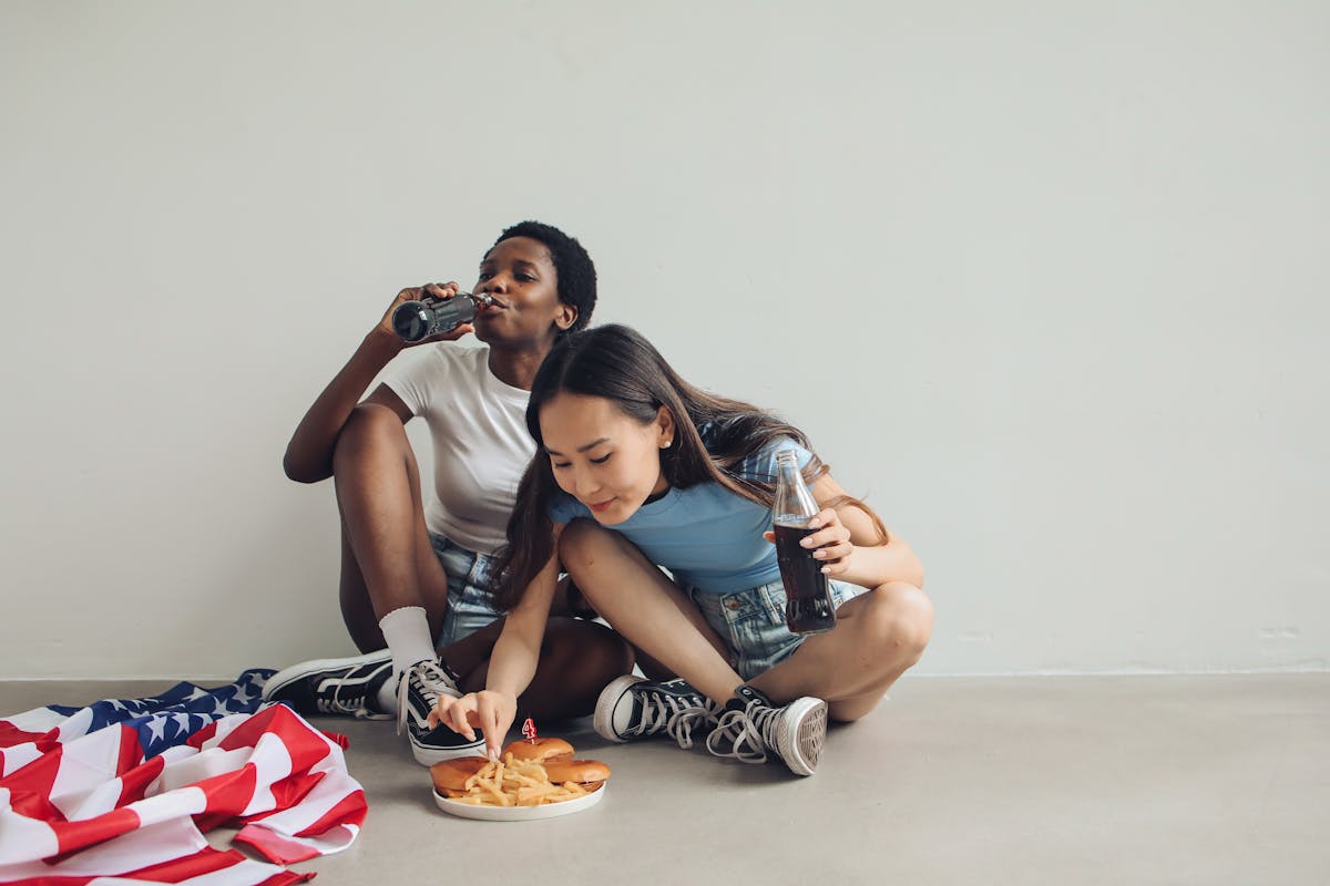 10 Toxic Habits Americans Treat As Normal | Easy Everyday Recipes