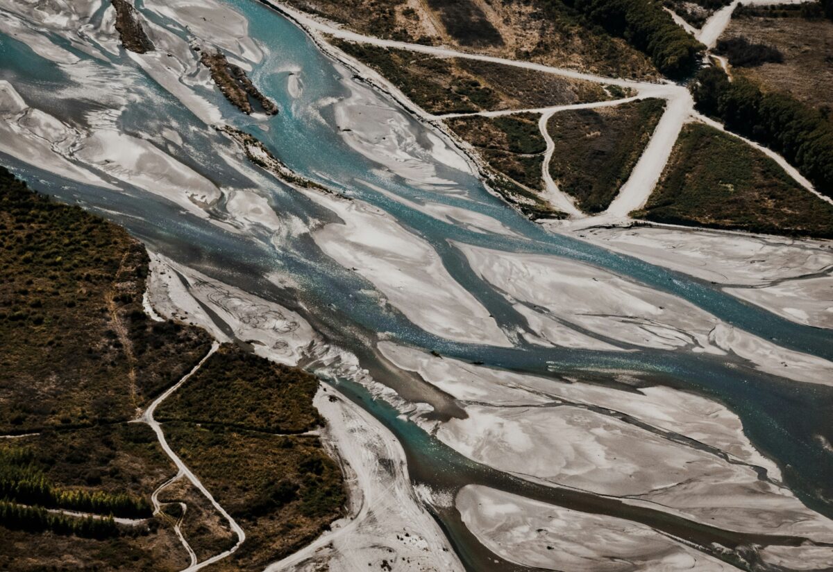 The World’s Lakes Are Dying, and Humanity Is Paying the Price 2 tyler lastovich g1zkXFeLJsQ unsplash