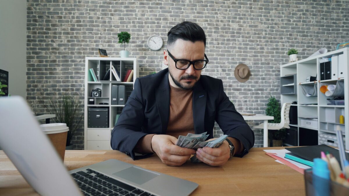 vitaly gariev OXBE0 PGPUE unsplash