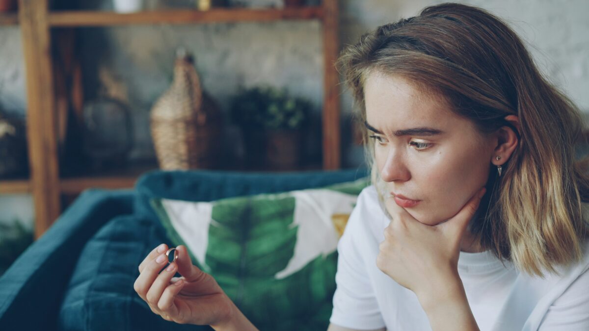 10 Painful Signs A Relationship Was Never Meant To Last 2 vitaly gariev qRObzoccfU4 unsplash 1