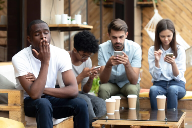 10 Worst Things People Post on Their Stories Without Realizing Everyone Is Judging