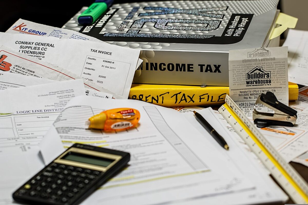 How Inflation Changes America’s Income Story: Why Census Median Household Income Looks Different in Real Dollars. 2 Income-tax