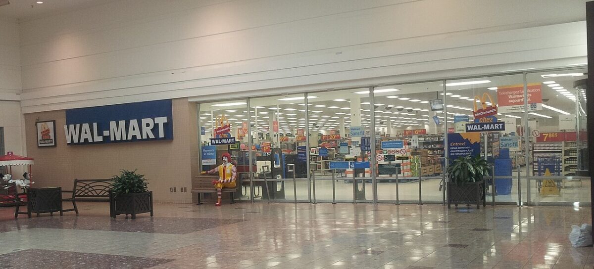 Walmart and the 2026 Consumer Shift: How America’s Largest Retailer Is Navigating a Smarter, Faster, More Demanding Shopper. 1 Walmart_Repentigny_en_mai_2019