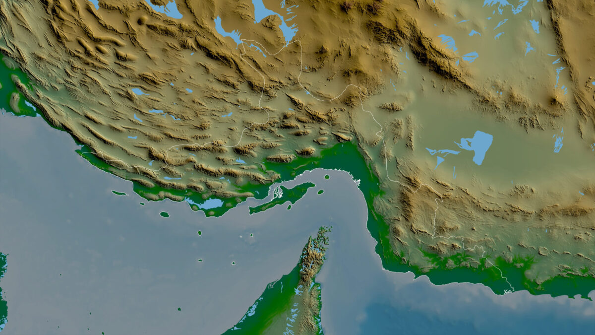 153182941 m