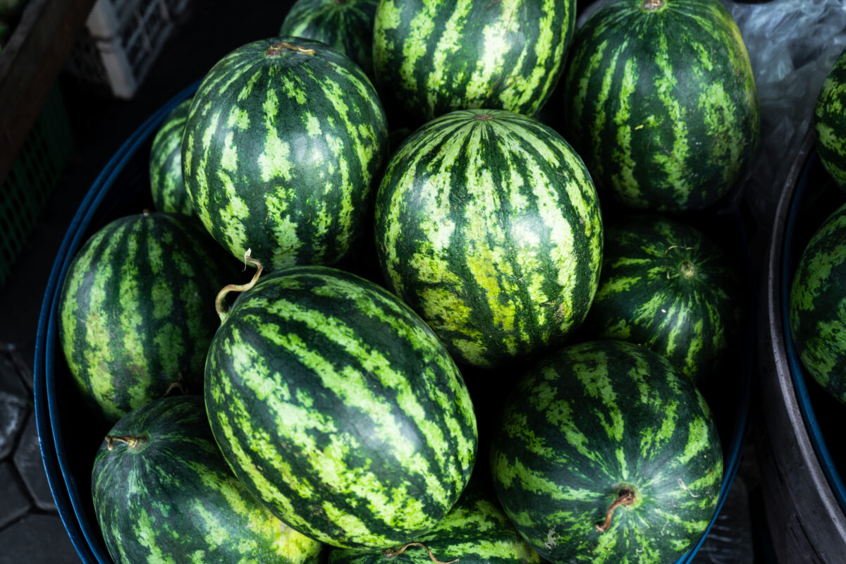 8 Ways You’re Accidentally Ruining Your Watermelon Before Leaving the Grocery Store 2 156538162 l